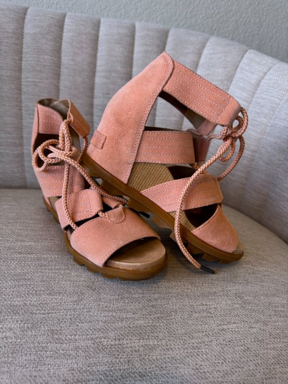 Sorel Joanie II wedge sandals pink suede 6